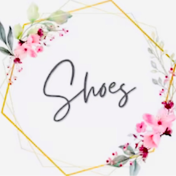 Boots and more!! - Picture 1 of 1